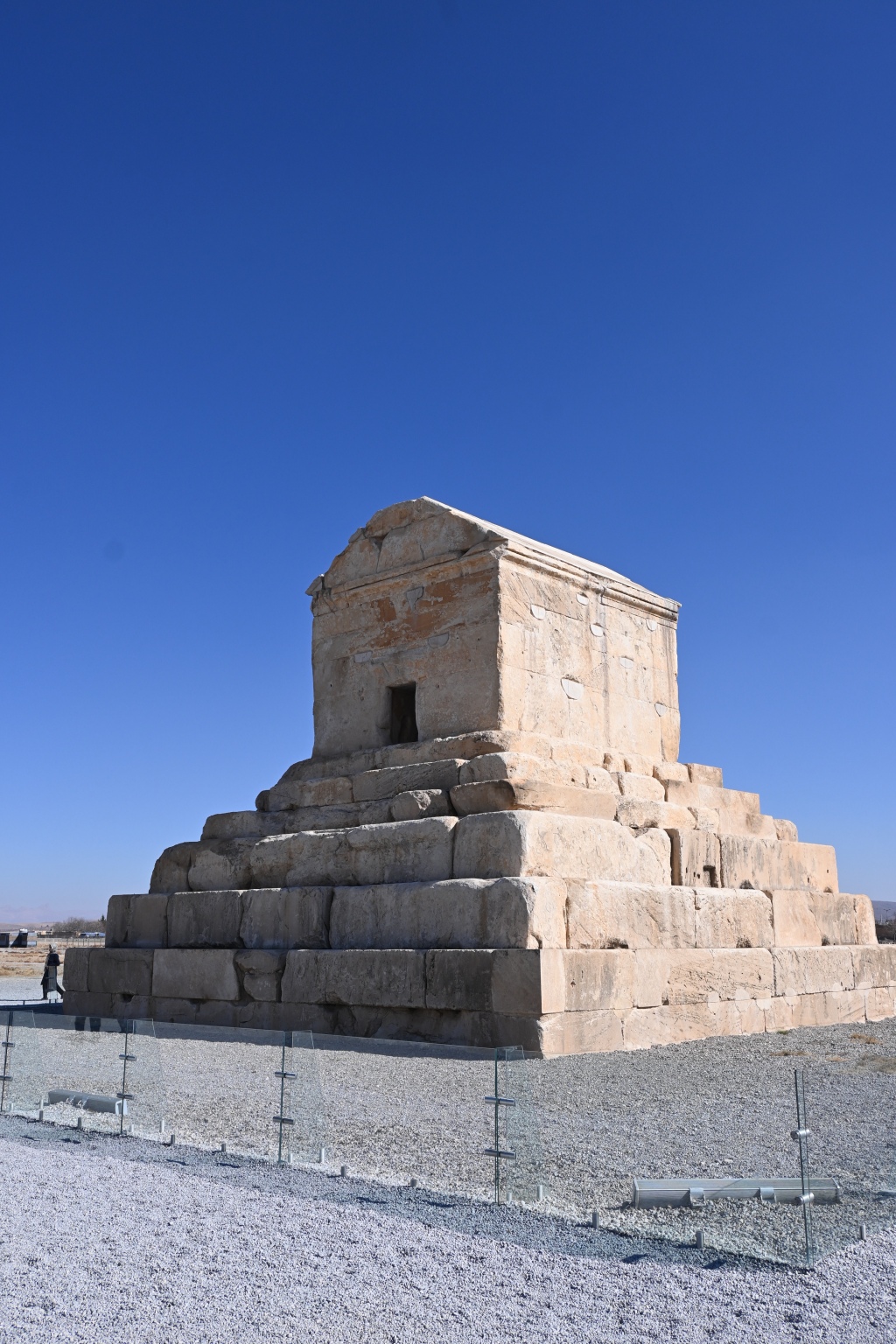 Antiguo Persia. Irán. 4. Dirección a Shiraz: Pasargada, Naqsh-e Rostam y Persepolis.